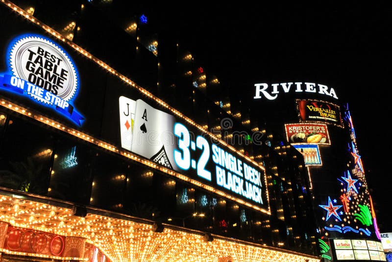 1,291 Riviera Hotel Casino Las Vegas Stock Photos, High-Res Pictures, and  Images - Getty Images