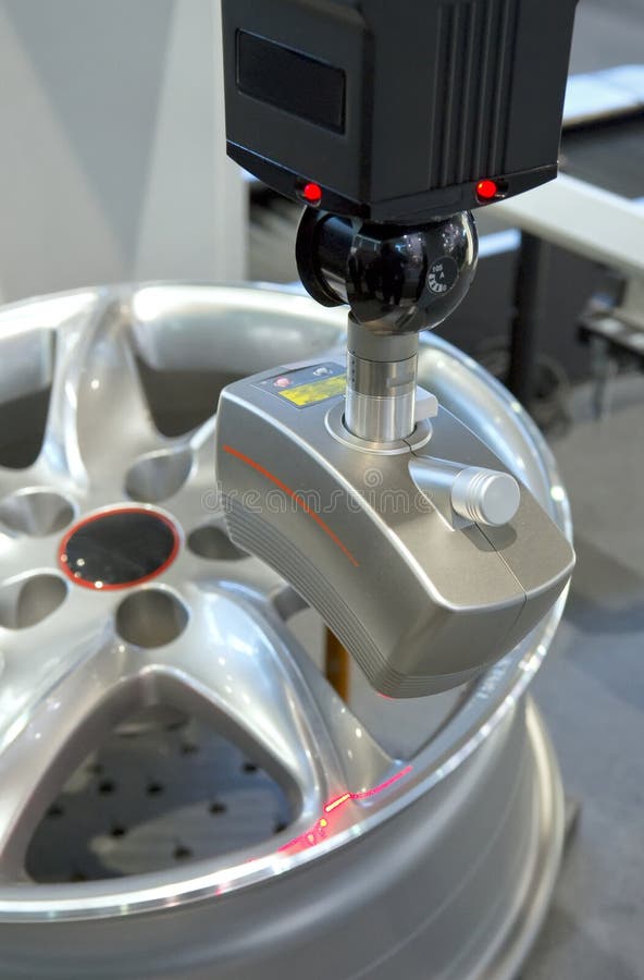 Laser probe at coordinate measuring machine