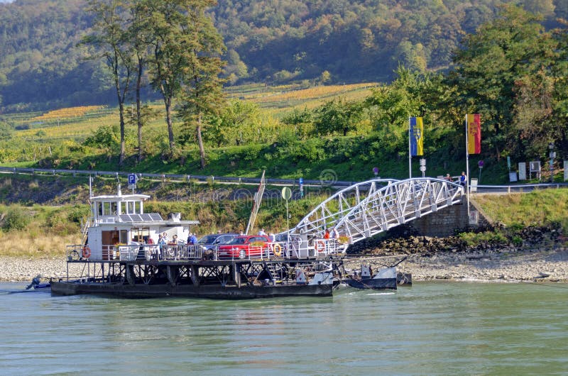 Latający most w Danube dolinie