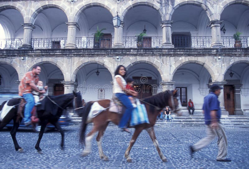 LATINAMERIKAGUATEMALA ANTIGUA royaltyfria bilder LATINAMERIKAGUATEMALA ANTIGUA royaltyfria bilder