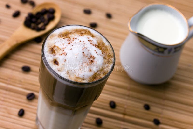 Latte Macchiato with frothy milk