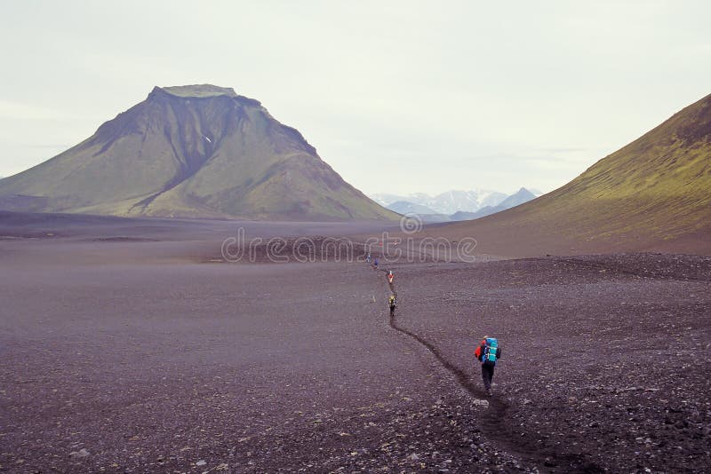 Laugavegur que caminha o passeio em a montanha, Islândia imagens de stock Laugavegur que caminha o passeio em a montanha, Islândia imagens de stock