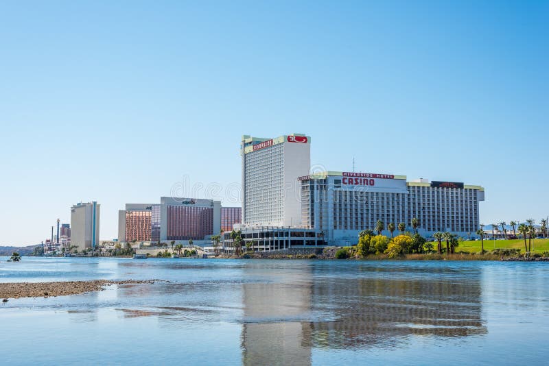 StadtSkyline Laughlin Nevada Colorado River Waterfront Downtown Redaktionelles Stockbild Bild