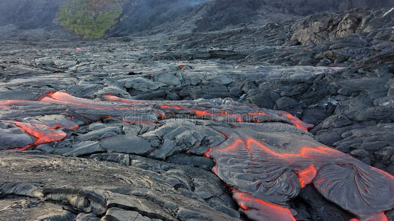 Lava Flow dal vulcano hawaiano immagine stock Lava Flow dal vulcano hawaiano immagine stock
