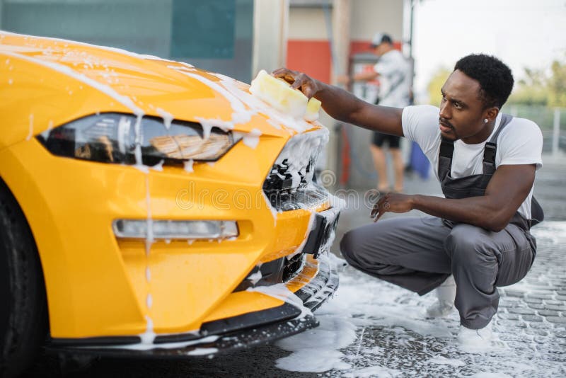 Fond Voiture Moteur Lavage Homme Tuyau Voiture Photo Et Image en