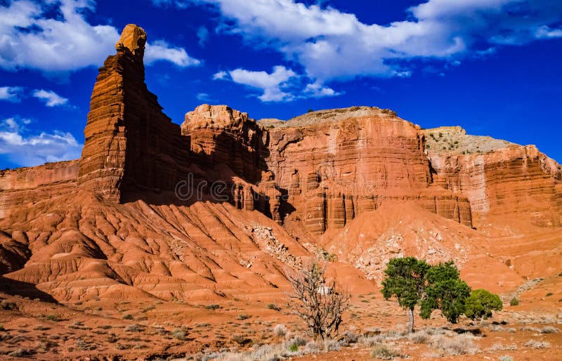 Layered Clay and Stone Geological Formations in Canyonlands NP is in ...