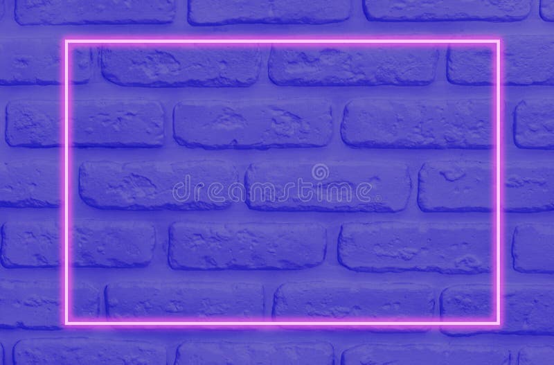 Layout a parete di mattoni blu vibrante e telaio rosa brillante Schema di retromarcia per la generazione fotografie stock Layout a parete di mattoni blu vibrante e telaio rosa brillante Schema di retromarcia per la generazione fotografie stock