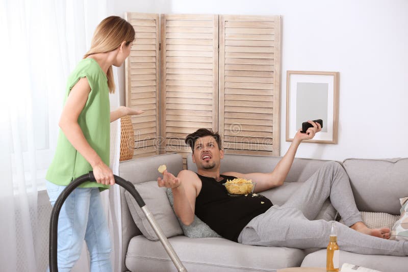 Lazy Husband Quarrelling With Hardworking Wife Stock Image Image Of Lying Lazy 123604913 