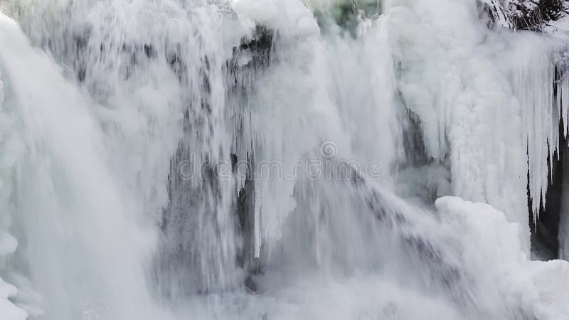 Laço da cachoeira do inverno