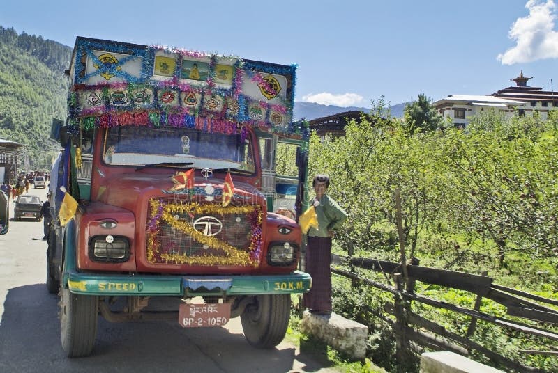Download Le Bhutan, Haa, transport image éditorial. Image du tradition - 76082920