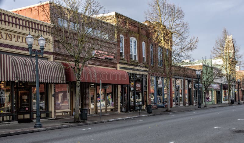 Row of storefronts in downtown Grants Pass.

Grants Pass is a city in, and the county seat of, Josephine County, Oregon, United States.Grants Pass was named in honor of General U.S. Grantâ€™s 1863 victory at Vicksburg, Originally Grant`s Pass`s, the apostrophe was dropped after 1900.

Grants Pass was a stagecoach stop in the 1860â€™s. It became a rail head when the Oregon-California Railroad now Southern Pacific was completed in 1884. Row of storefronts in downtown Grants Pass.

Grants Pass is a city in, and the county seat of, Josephine County, Oregon, United States.Grants Pass was named in honor of General U.S. Grantâ€™s 1863 victory at Vicksburg, Originally Grant`s Pass`s, the apostrophe was dropped after 1900.

Grants Pass was a stagecoach stop in the 1860â€™s. It became a rail head when the Oregon-California Railroad now Southern Pacific was completed in 1884.