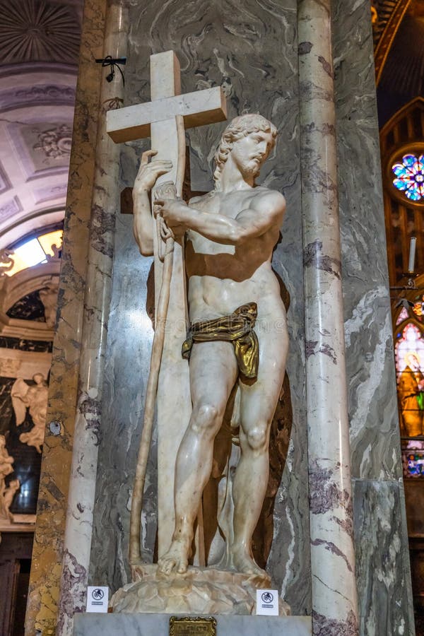 Le Christ levé, sculpture 1521 en marbre de Carrare de la Renaissance par Michelangelo Buonarroti, logé dans l'église du sopra de image stock Le Christ levé, sculpture 1521 en marbre de Carrare de la Renaissance par Michelangelo Buonarroti, logé dans l'église du sopra de image stock