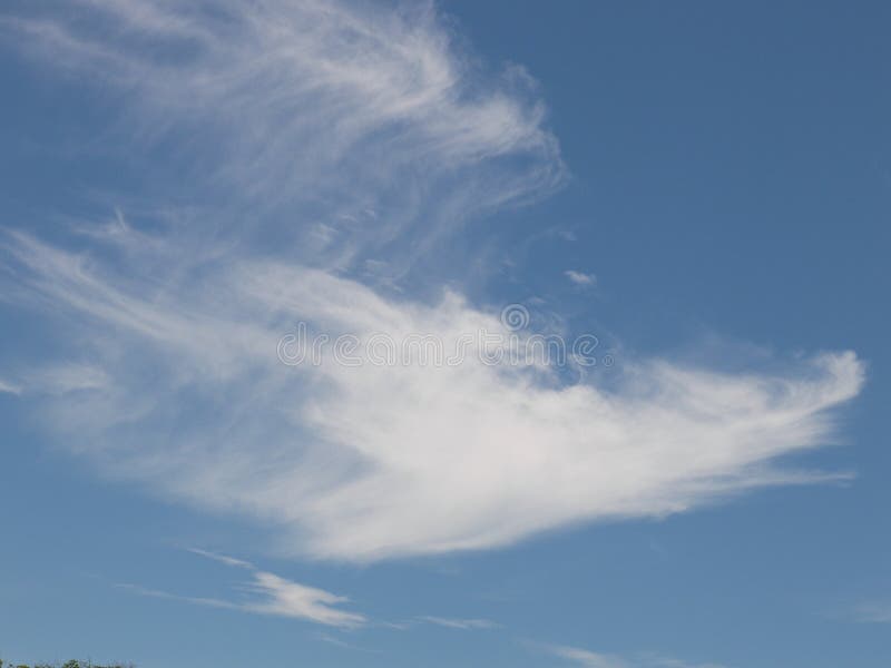 Le ciel bleu avec le nuage blanc photos stock Le ciel bleu avec le nuage blanc photos stock