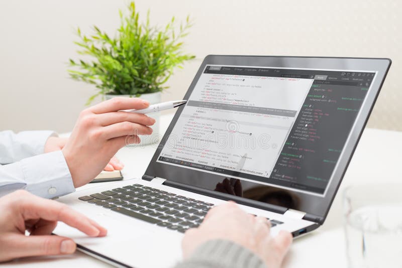 Le codeur de calcul de programme de code de codage développent le développement de promoteur image stock
