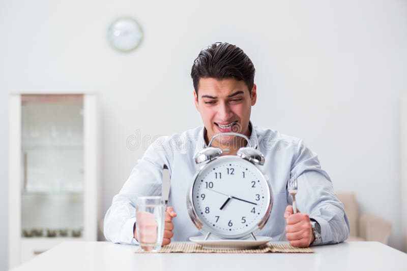 Le concept du service lent dans les restaurants photographie stock Le concept du service lent dans les restaurants photographie stock