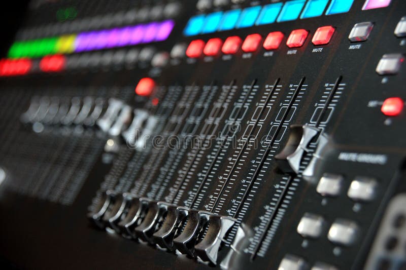 Le DJ bloc de commande images stock Le DJ bloc de commande images stock