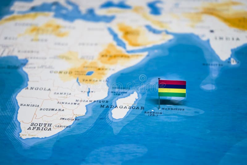 Le Drapeau Des Iles Maurice Dans La Carte Du Monde Photo Stock Image Du Pays Emplacements Le Drapeau Des Iles Maurice Dans La Carte Du Monde Photo Stock Image Du Pays Emplacements
