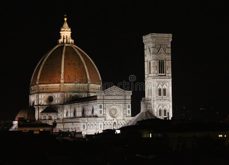Le Duomo et la tour de Bell de Giotto Florence, Italie photos stock Le Duomo et la tour de Bell de Giotto Florence, Italie photos stock