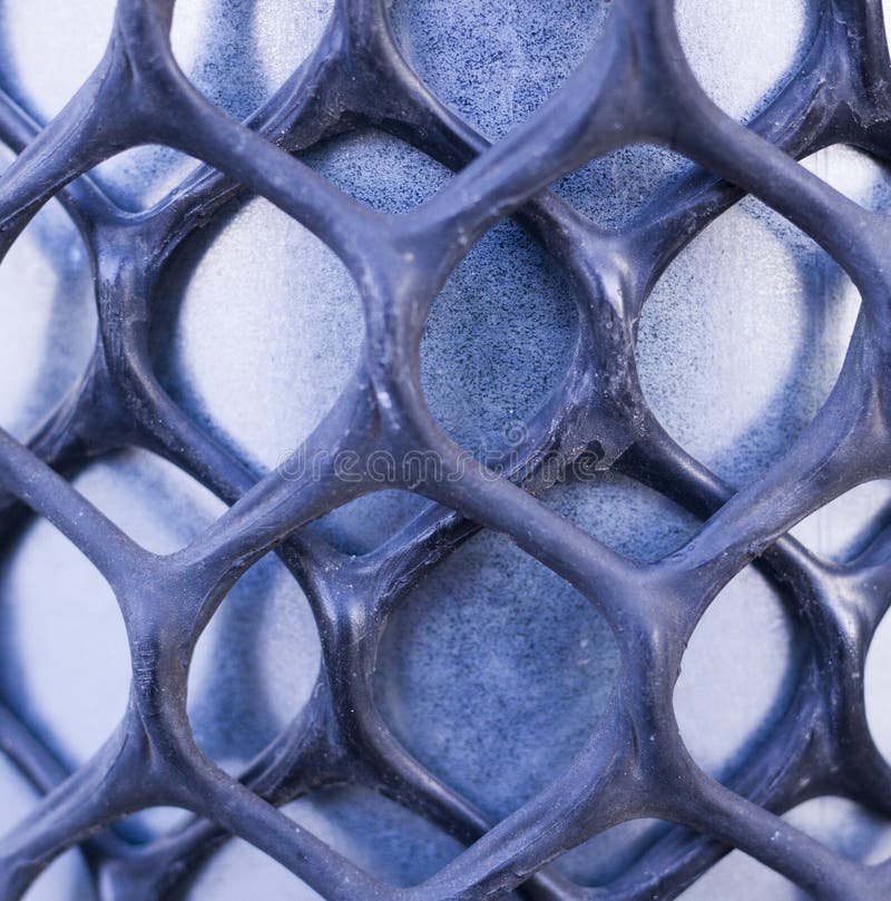 Le fer a mis en cage couvrir le filet industriel, fond photographie stock libre de droits Le fer a mis en cage couvrir le filet industriel, fond photographie stock libre de droits