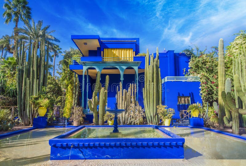 LE Jardin Majorelle, καταπληκτικός τροπικός κήπος στο Μαρακές στοκ εικόνες