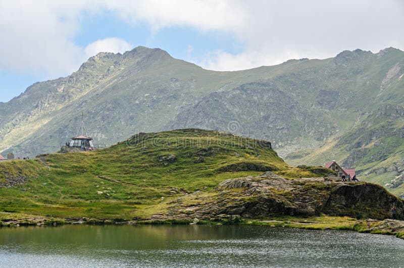 Le lac de glacier a appelé la laque de Balea Balea sur le Transfagarasan photo libre de droits Le lac de glacier a appelé la laque de Balea Balea sur le Transfagarasan photo libre de droits