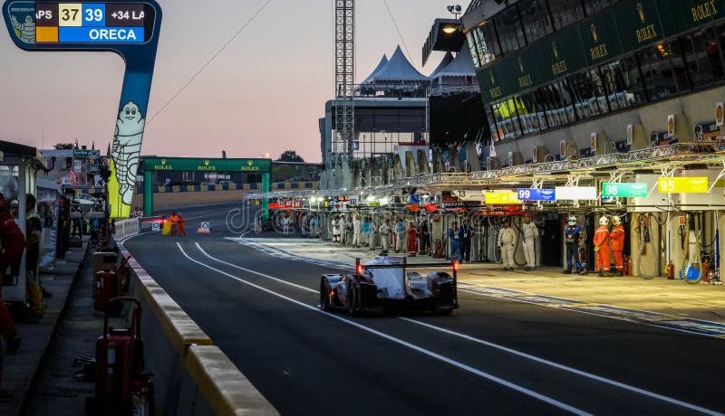 Le Mans / Frankreich - 13./14. Juni 2017: 24 Stunden von Le Mans lizenzfreies stockfoto Le Mans / Frankreich - 13./14. Juni 2017: 24 Stunden von Le Mans lizenzfreies stockfoto