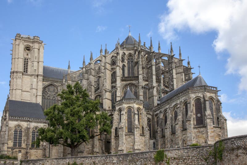 Le Mans Frankreich, am 15. Oktober 2018 Heiliges Julien Cathedral in Le Mans stockbild Le Mans Frankreich, am 15. Oktober 2018 Heiliges Julien Cathedral in Le Mans stockbild