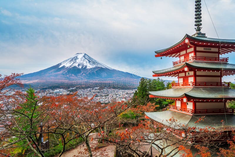 Le mont Fuji, pagoda de Chureito en automne images stock Le mont Fuji, pagoda de Chureito en automne images stock