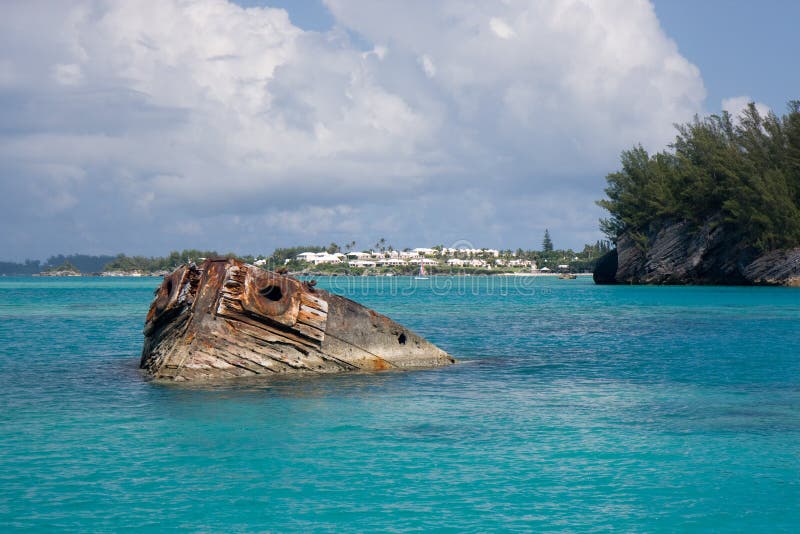 Bow of the Vixen shipwreck in Bermuda. Bow of the Vixen shipwreck in Bermuda