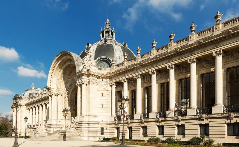 Le petit palais de Petit Palais à Paris images libres de droits Le petit palais de Petit Palais à Paris images libres de droits
