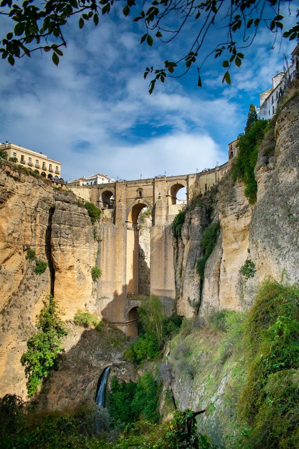 Le pont principal trouvé à Ronda photographie stock Le pont principal trouvé à Ronda photographie stock