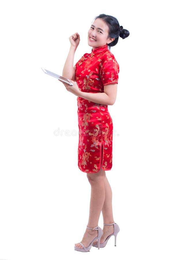 Le portrait du beau jeune Chinois asiatique d'usage de femme habillent le tradi photo libre de droits Le portrait du beau jeune Chinois asiatique d'usage de femme habillent le tradi photo libre de droits