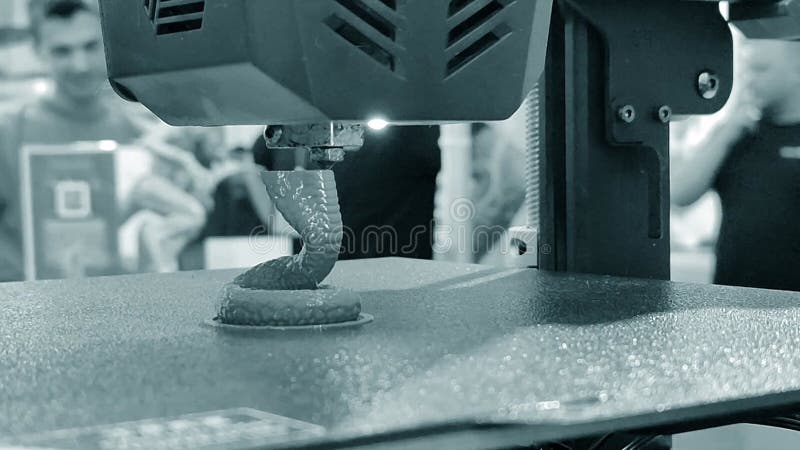 Le processus d'impression imprimante 3d imprimante 3d objet d'impression à partir de plastique moulé clips vidéos