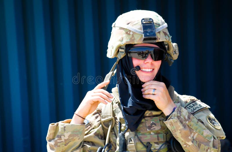 Le soldat för amerikansk kvinnlig