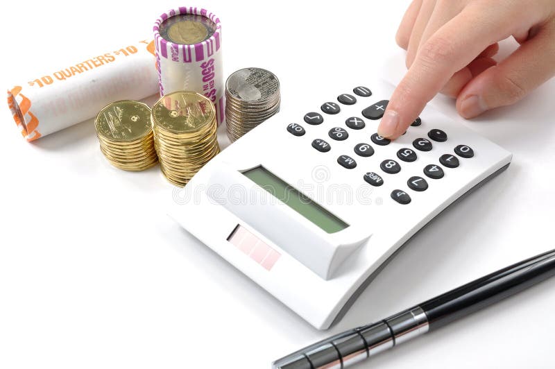 Le spese della società calcolatrice della donna immagine stock libera da diritti