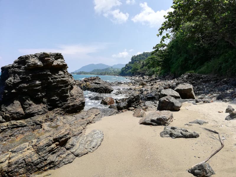Le spiagge più belle del mondo - parte a distanza di Abra de Ilog, Mindoro, Filippine fotografia stock libera da diritti Le spiagge più belle del mondo - parte a distanza di Abra de Ilog, Mindoro, Filippine fotografia stock libera da diritti