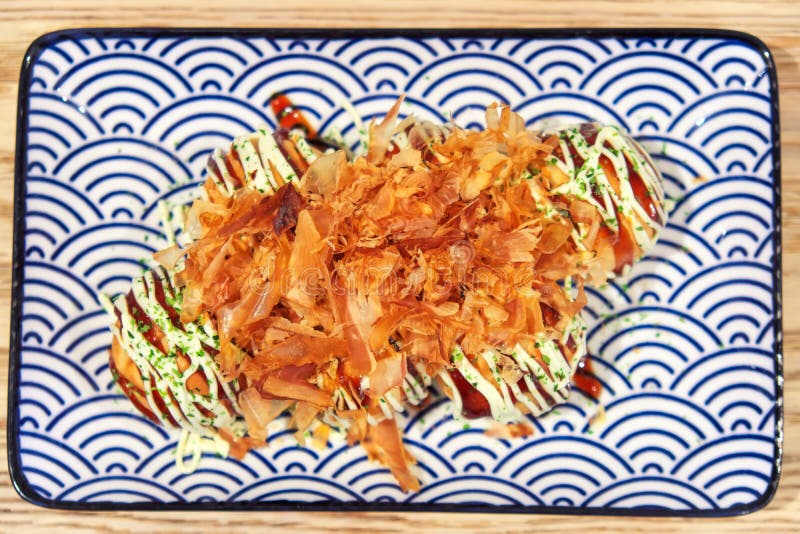 Le Takoyaki Est Un Snack Japonais En Forme De Boule Fait D'une