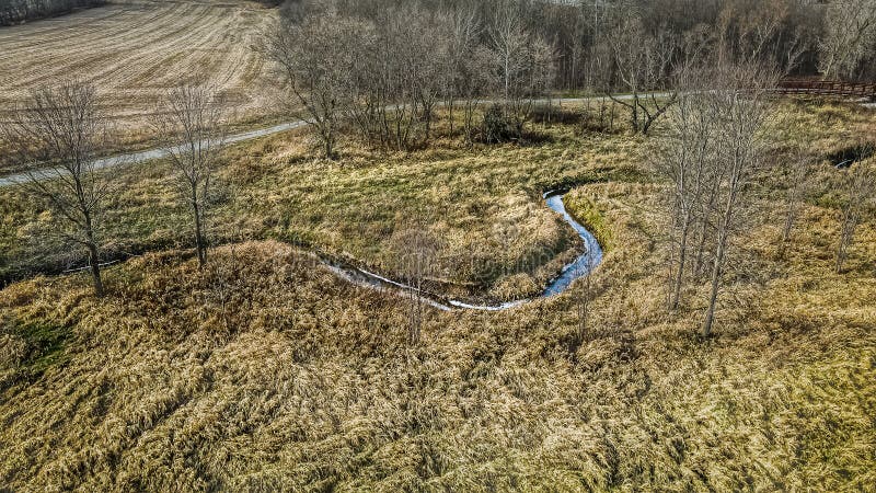 Le tracce di sollevamento seguono un flusso a spirale fotografie stock