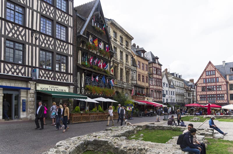 Le vieux marché à Rouen, France photographie stock Le vieux marché à Rouen, France photographie stock