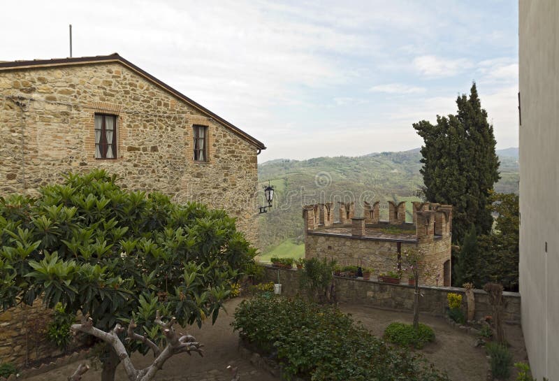 Le village enrichi de Vigoleno photos stock Le village enrichi de Vigoleno photos stock