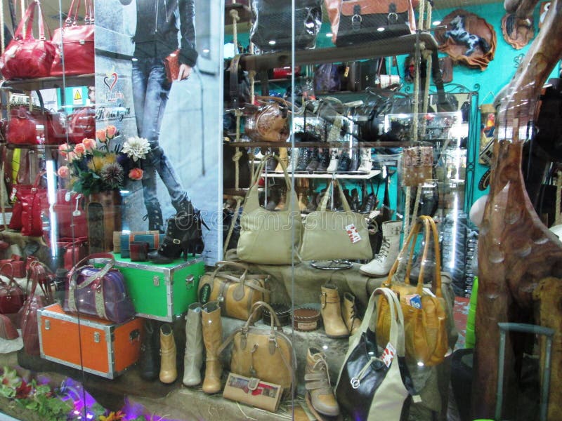 Leather goods shop editorial stock photo. Image of puerto - 45299698