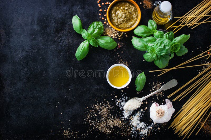 Lebensmittelrahmen, italienischer Lebensmittelhintergrund, gesundes Lebensmittelkonzept oder Bestandteile für das Kochen der Pest