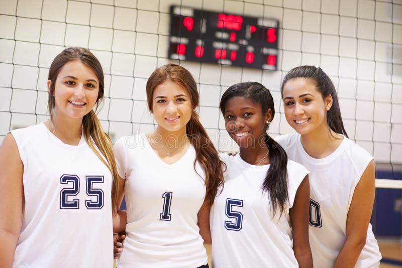Leden van het Vrouwelijke Team van Middelbare schoolsporten stock afbeelding Leden van het Vrouwelijke Team van Middelbare schoolsporten stock afbeelding