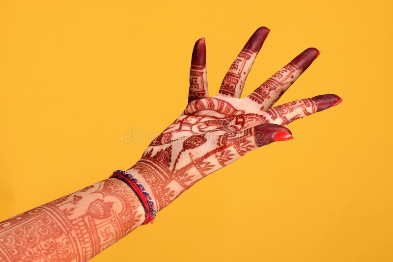 Ledy Feet and Hands in Heena for Wedding in White Background and Isolated  Hand and Feet | Hand Design | Feet Design | Beautiful D Stock Image - Image  of circle, girl: 230720159