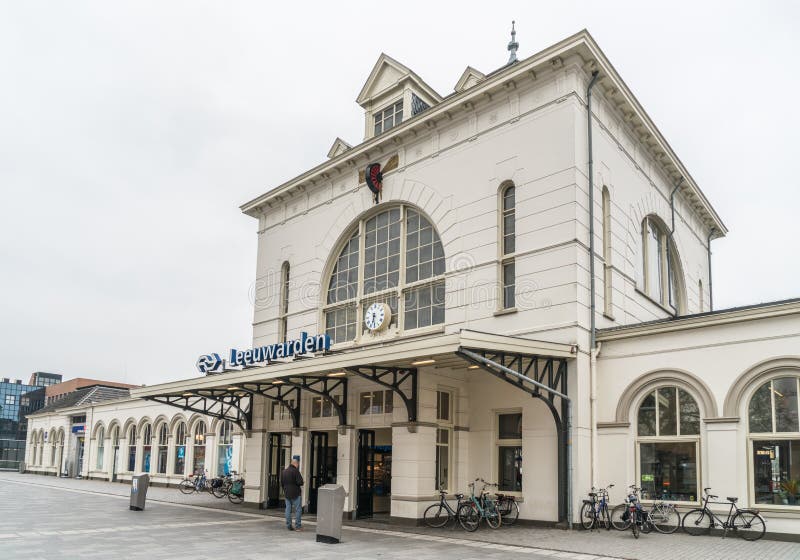 Leeeuwarden, οι Κάτω Χώρες, στις 14 Απριλίου 2018, άτομο που εισάγει mai στοκ εικόνα Leeeuwarden, οι Κάτω Χώρες, στις 14 Απριλίου 2018, άτομο που εισάγει mai στοκ εικόνα