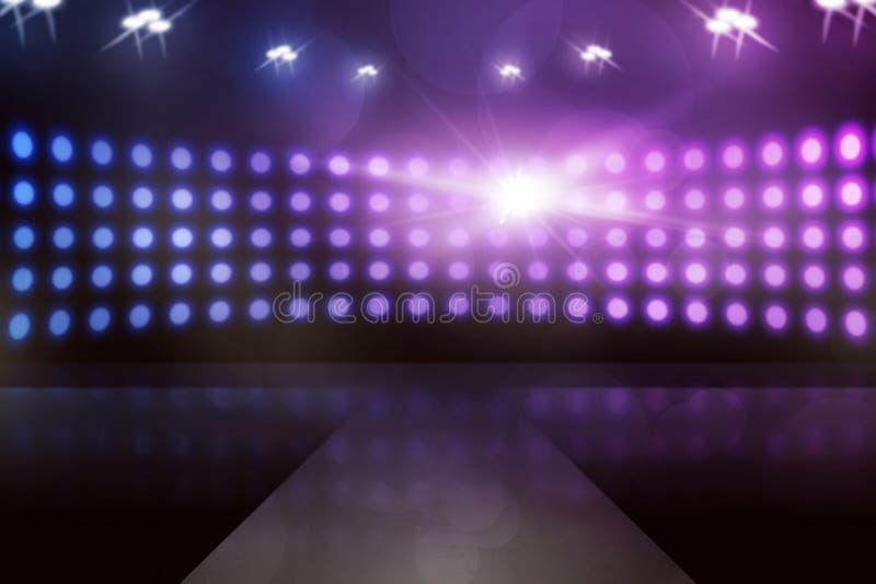 Leeg podium met sprankelende lamp stock afbeelding