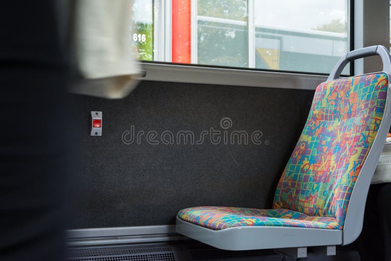Leeres Stuhl-Seat-Bus-Muster-Gewebe innerhalb des öffentlichen Transports lizenzfreies stockfoto Leeres Stuhl-Seat-Bus-Muster-Gewebe innerhalb des öffentlichen Transports lizenzfreies stockfoto
