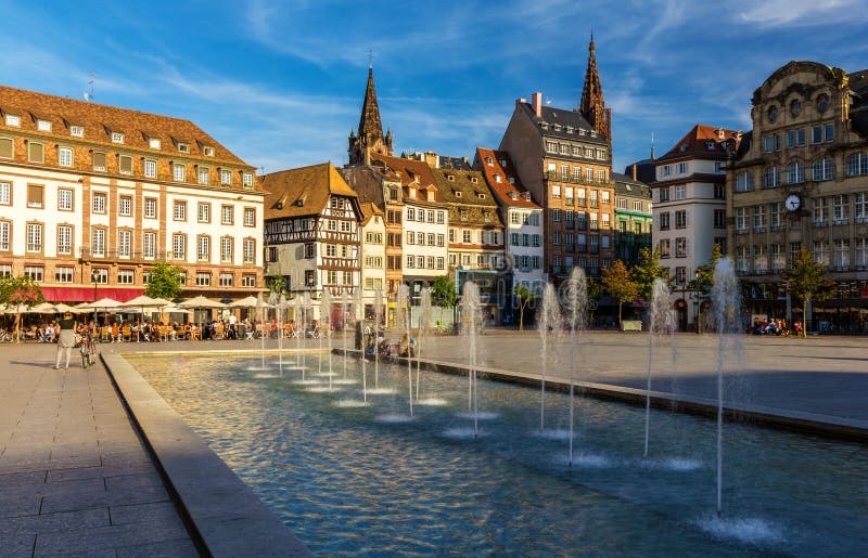 Legen Sie Kleber in Straßburg - Frankreich