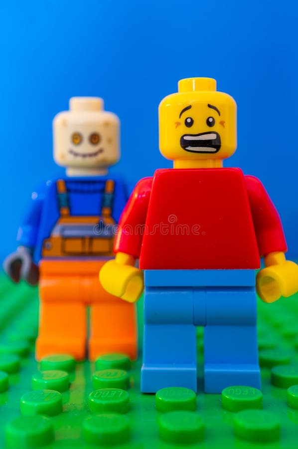 Two Lego Minifigures Scared And Happy Stock Photo - Download Image Now -  Human Face, Happiness, Fear - iStock