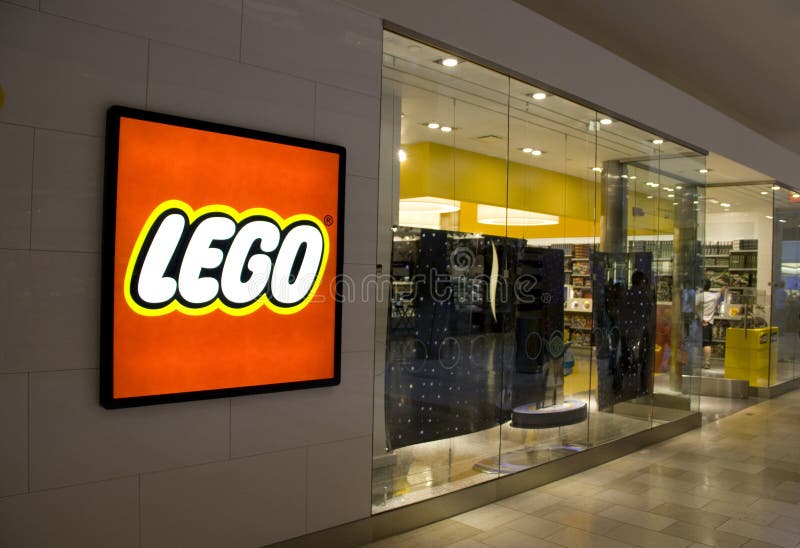 Lego store editorial stock image. Image of square, washington - 30935574